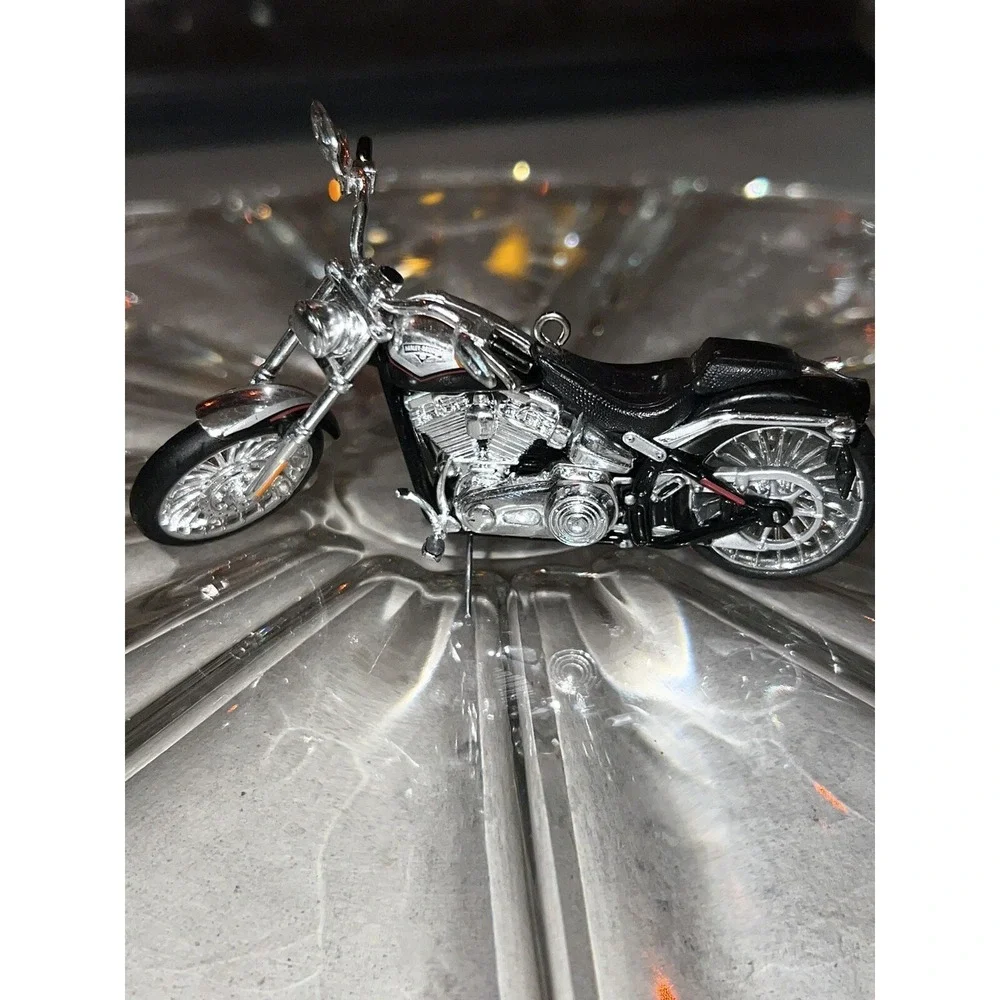 Hallmark Keepsake Christmas Ornament Harley Davidson 2013 CVO Breakout